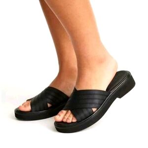 Madewell Women's size 9.5 The Alina Platform leather Sandal in True Black